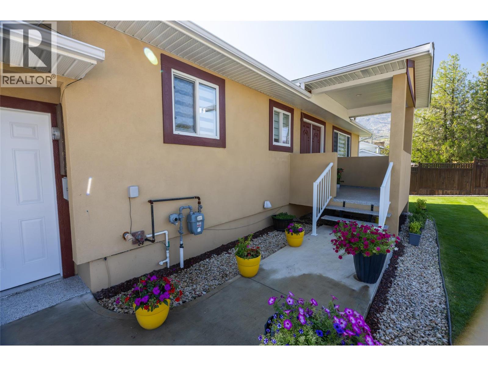 10115 74th Avenue, Osoyoos, British Columbia  V0H 1V5 - Photo 9 - 10402855