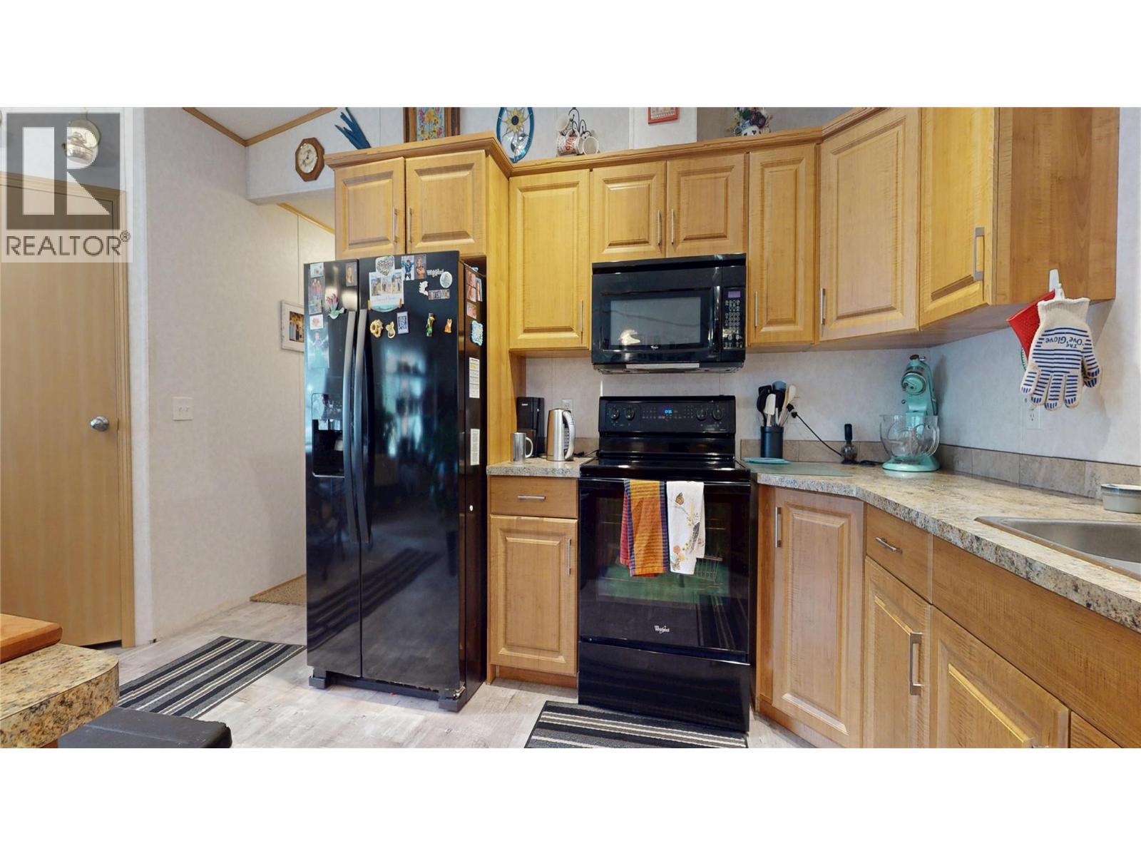 4747 Willow Avenue, Canal Flats, British Columbia  V0B 1B0 - Photo 13 - 10402734