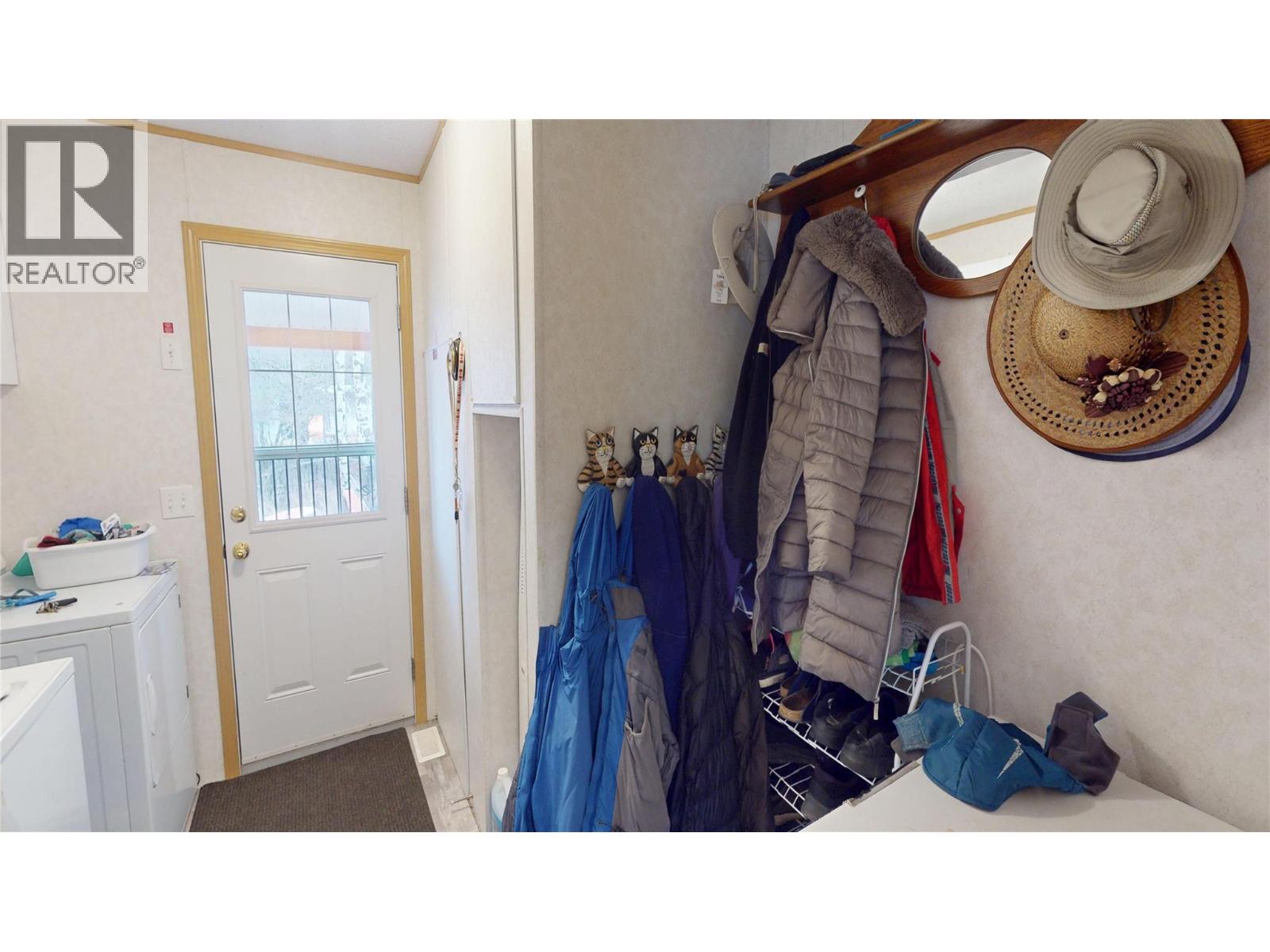 4747 Willow Avenue, Canal Flats, British Columbia  V0B 1B0 - Photo 20 - 10402734
