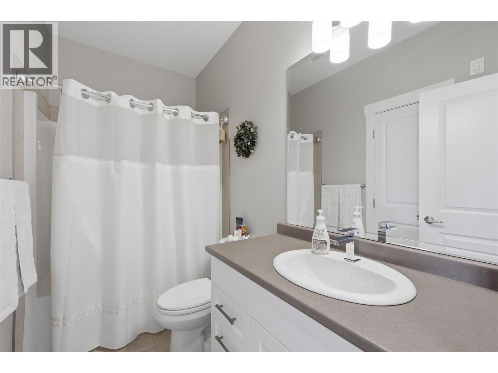 2352 Bossert Avenue, Kamloops, British Columbia  V2B 4V6 - Photo 19 - 10402683