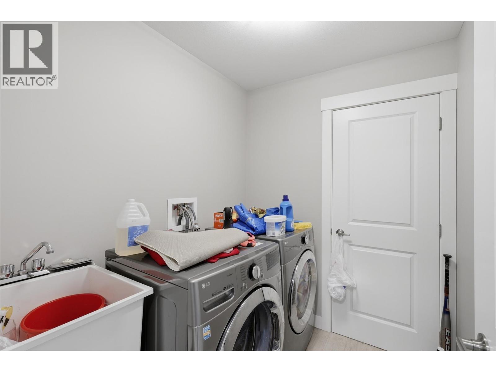 2352 Bossert Avenue, Kamloops, British Columbia  V2B 4V6 - Photo 29 - 10402683