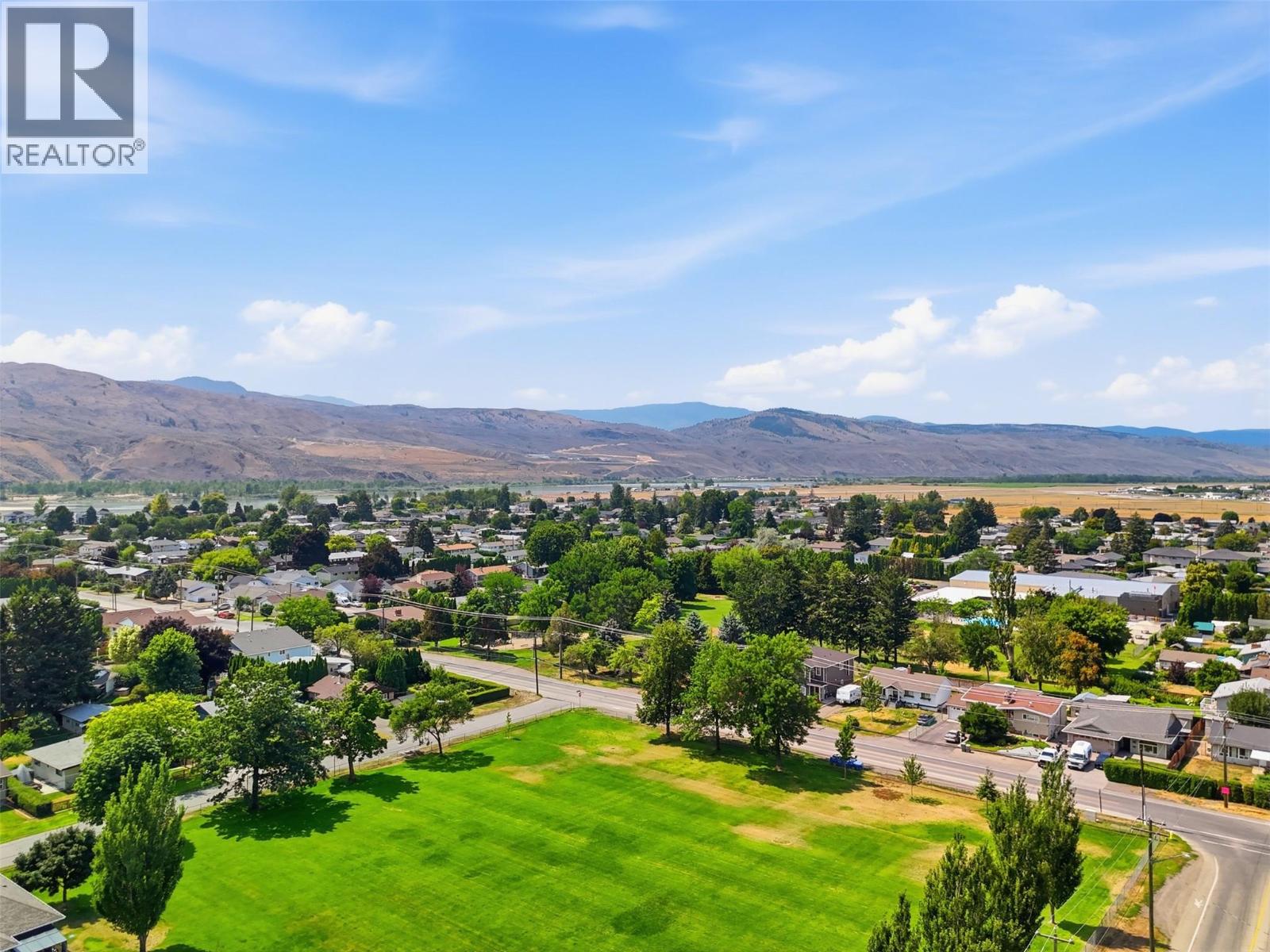 2352 Bossert Avenue, Kamloops, British Columbia  V2B 4V6 - Photo 49 - 10402683