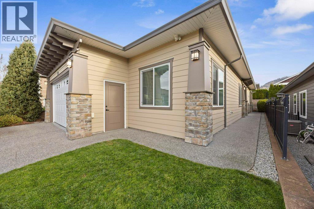 2085 Clover Drive, Westbank, British Columbia  V4T 3A5 - Photo 5 - 10402712