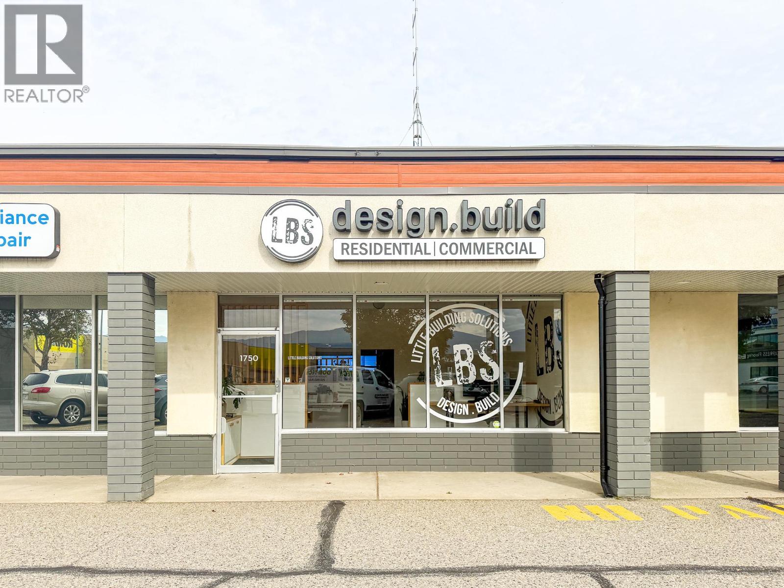 1750 Springfield Road, Kelowna, British Columbia  V1Y 5V6 - Photo 1 - 10402727