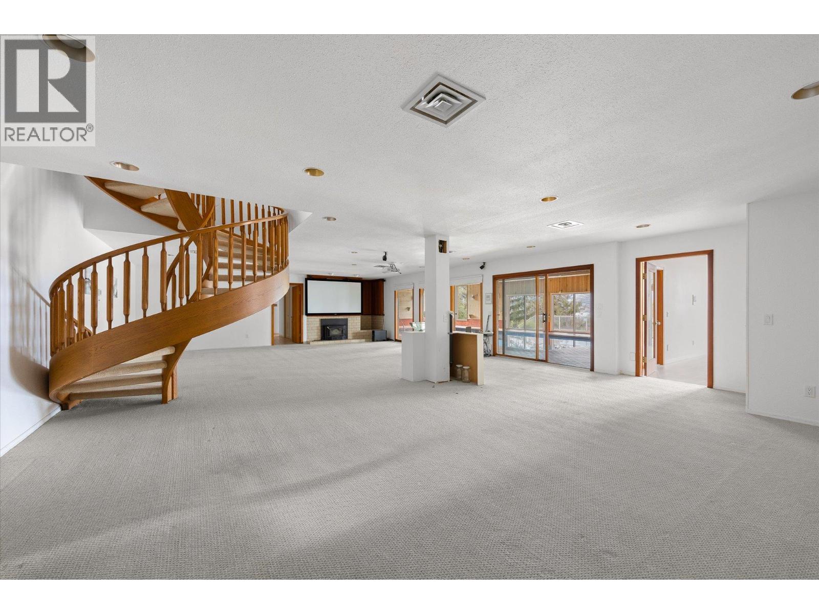 1045 Bartholomew Court, Kelowna, British Columbia  V1W 4N2 - Photo 52 - 10397779