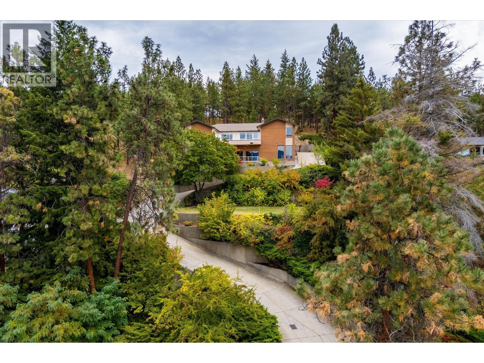 1045 Bartholomew Court, Kelowna, British Columbia  V1W 4N2 - Photo 76 - 10397779