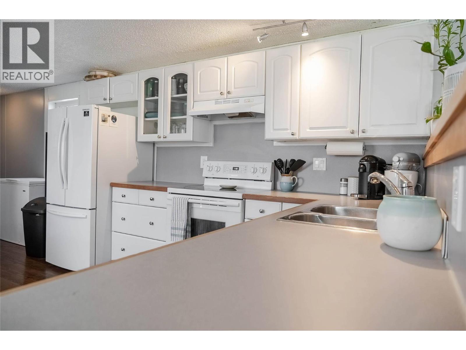 60 Cokato Road Unit# E14, Fernie, British Columbia  V0B 1M4 - Photo 13 - 10364394