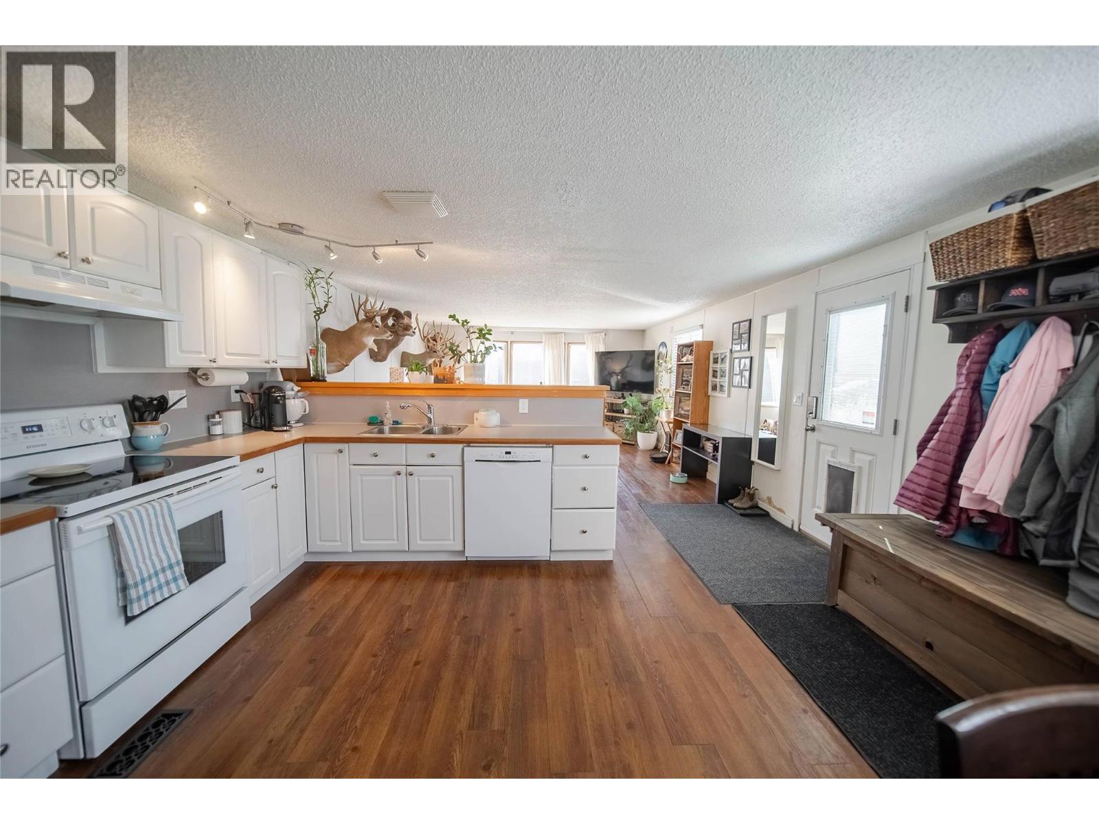60 Cokato Road Unit# E14, Fernie, British Columbia  V0B 1M4 - Photo 18 - 10364394