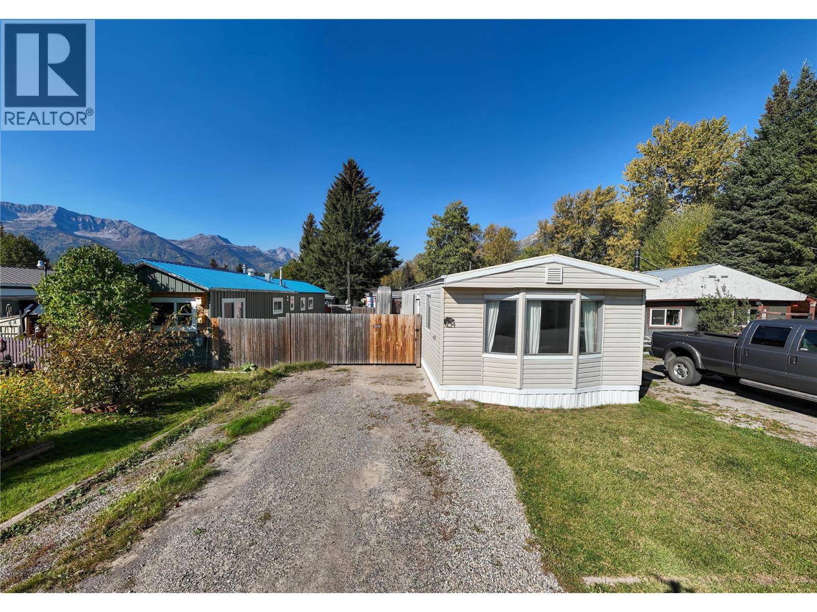 60 Cokato Road Unit# E14, Fernie, British Columbia  V0B 1M4 - Photo 3 - 10364394