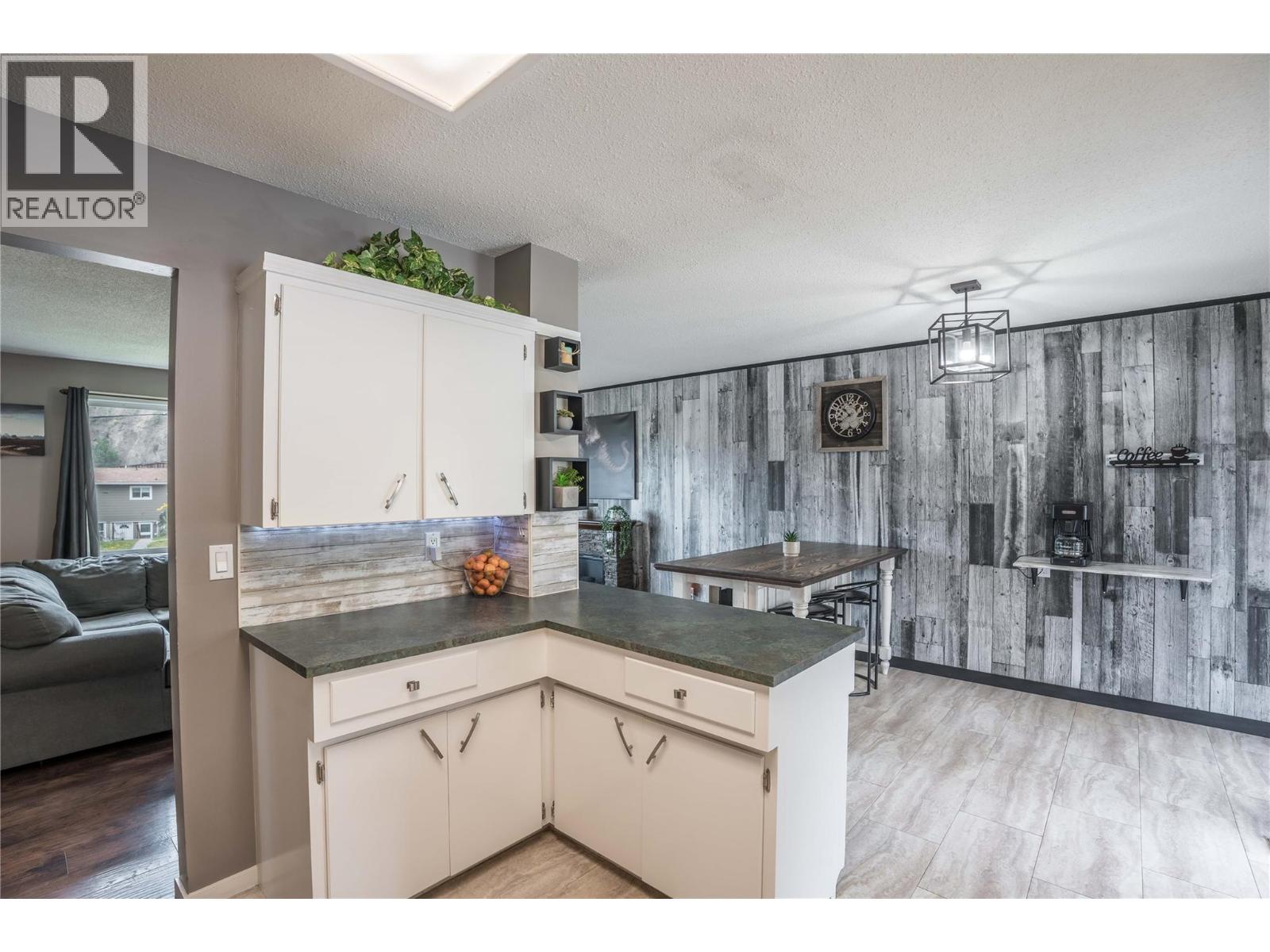 12408 Campbell Crescent, Summerland, British Columbia  V0H 1Z0 - Photo 10 - 10402860
