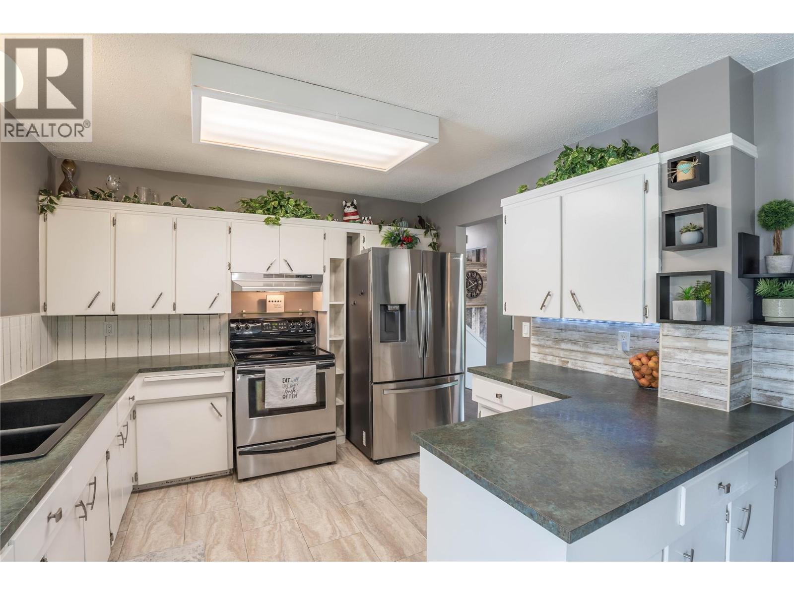 12408 Campbell Crescent, Summerland, British Columbia  V0H 1Z0 - Photo 7 - 10402860