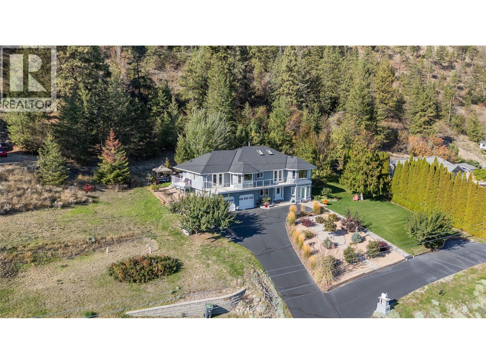 10804 Giants Head Road, Summerland, British Columbia  V0H 1Z7 - Photo 2 - 10402825