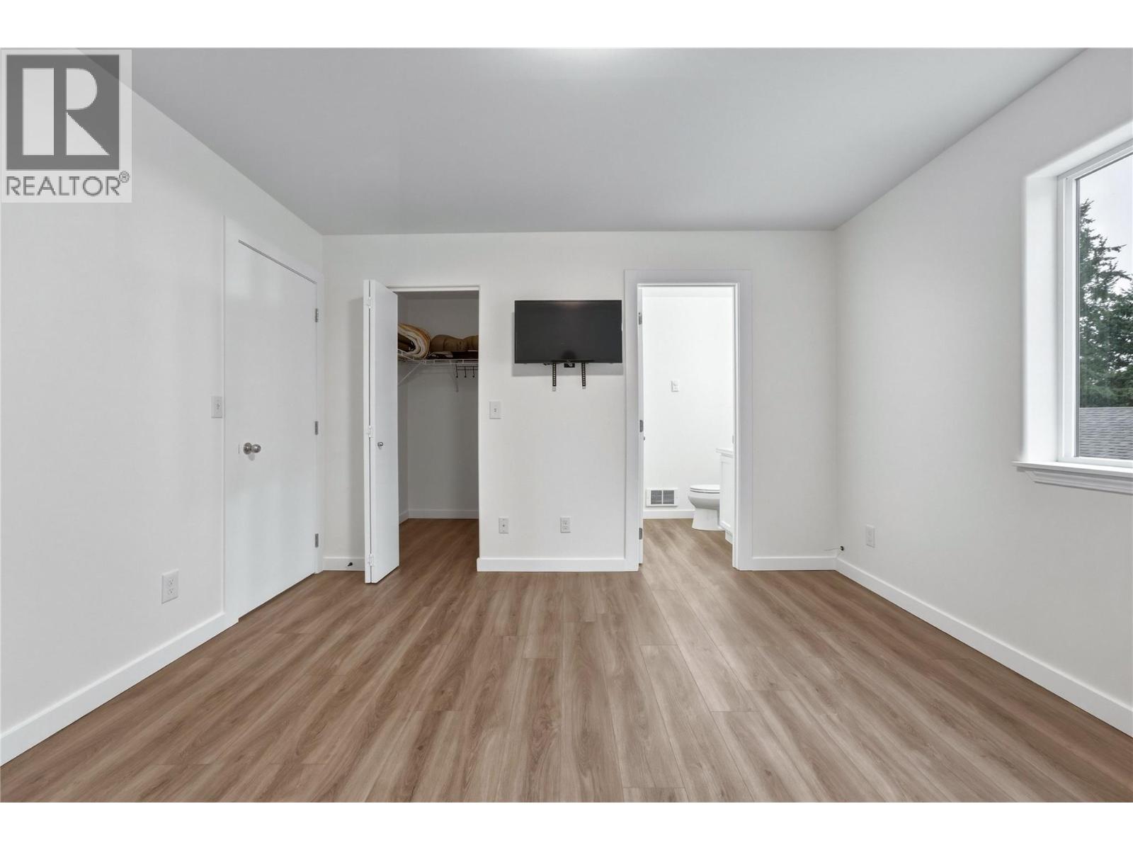 10824 Westshore Road, Vernon, British Columbia  V1H 2C3 - Photo 17 - 10402745