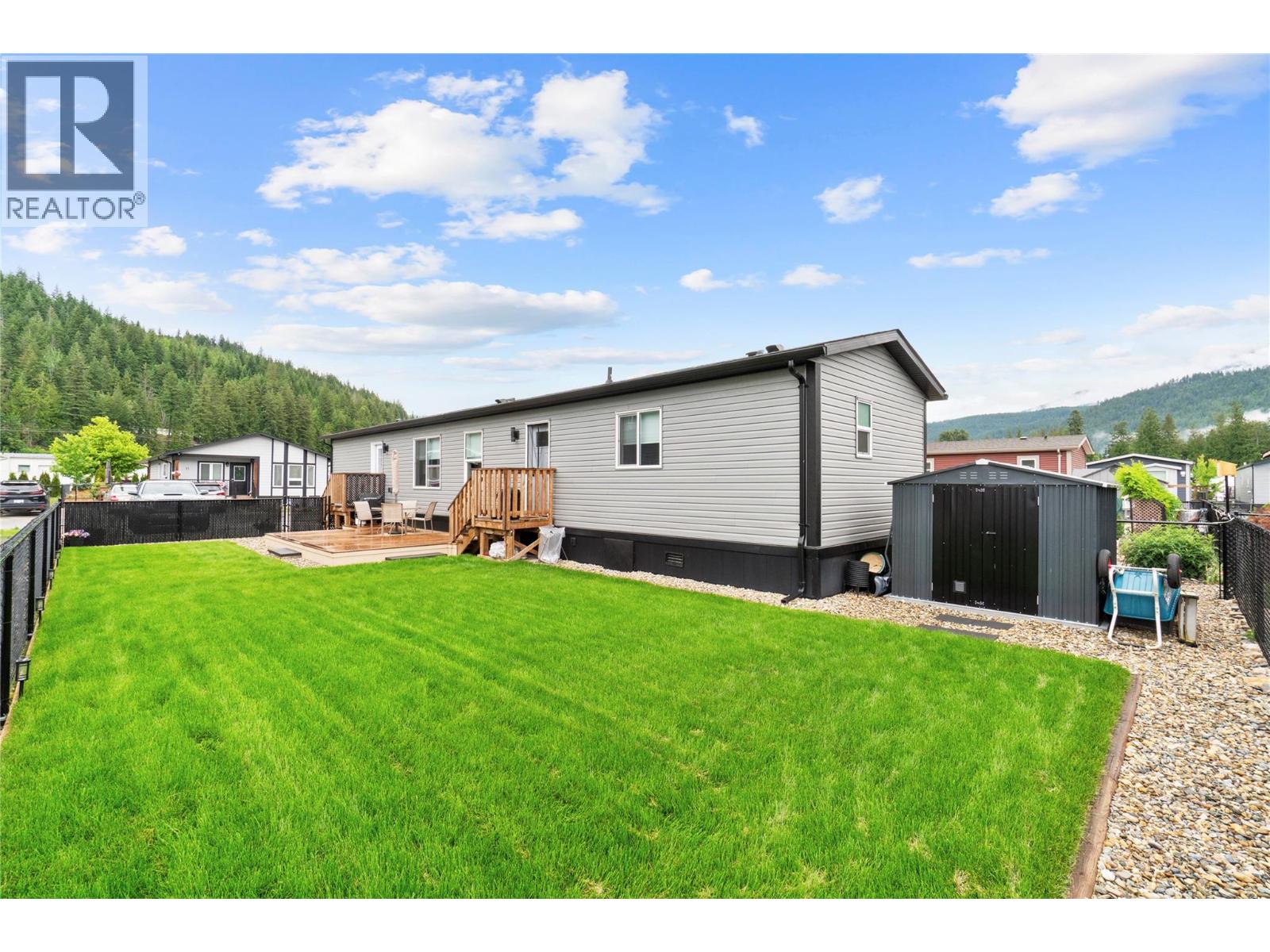 1705 Hillier Road Unit# 10, Sicamous, British Columbia  V0E 2E4 - Photo 3 - 10402722