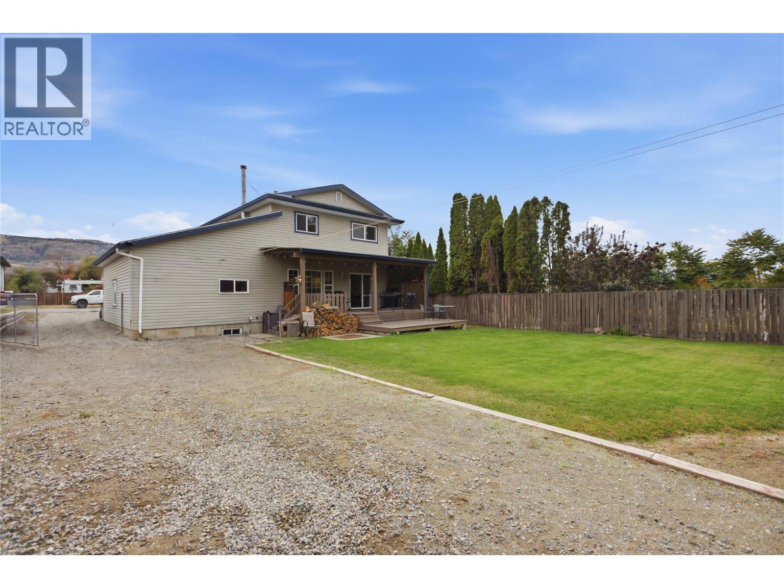 2624 Joyce Avenue, Kamloops, British Columbia  V2B 4M3 - Photo 5 - 10402684