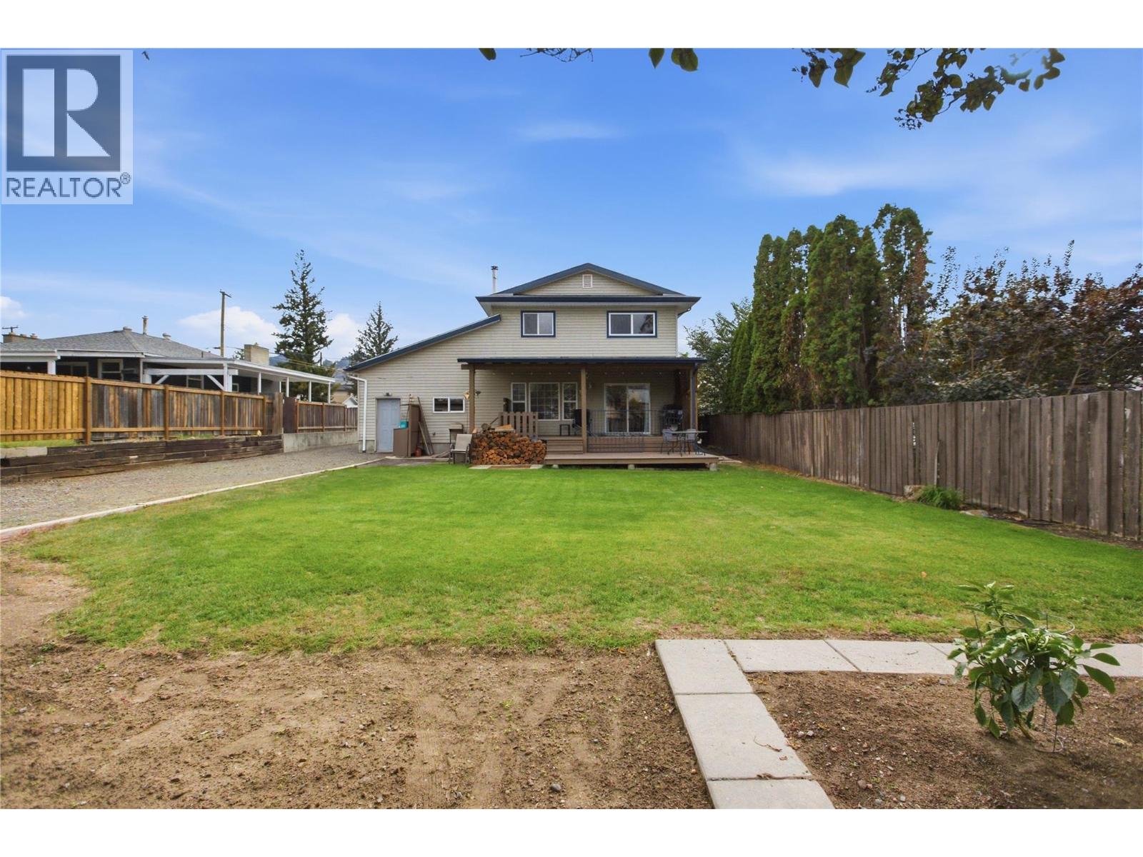 2624 Joyce Avenue, Kamloops, British Columbia  V2B 4M3 - Photo 6 - 10402684