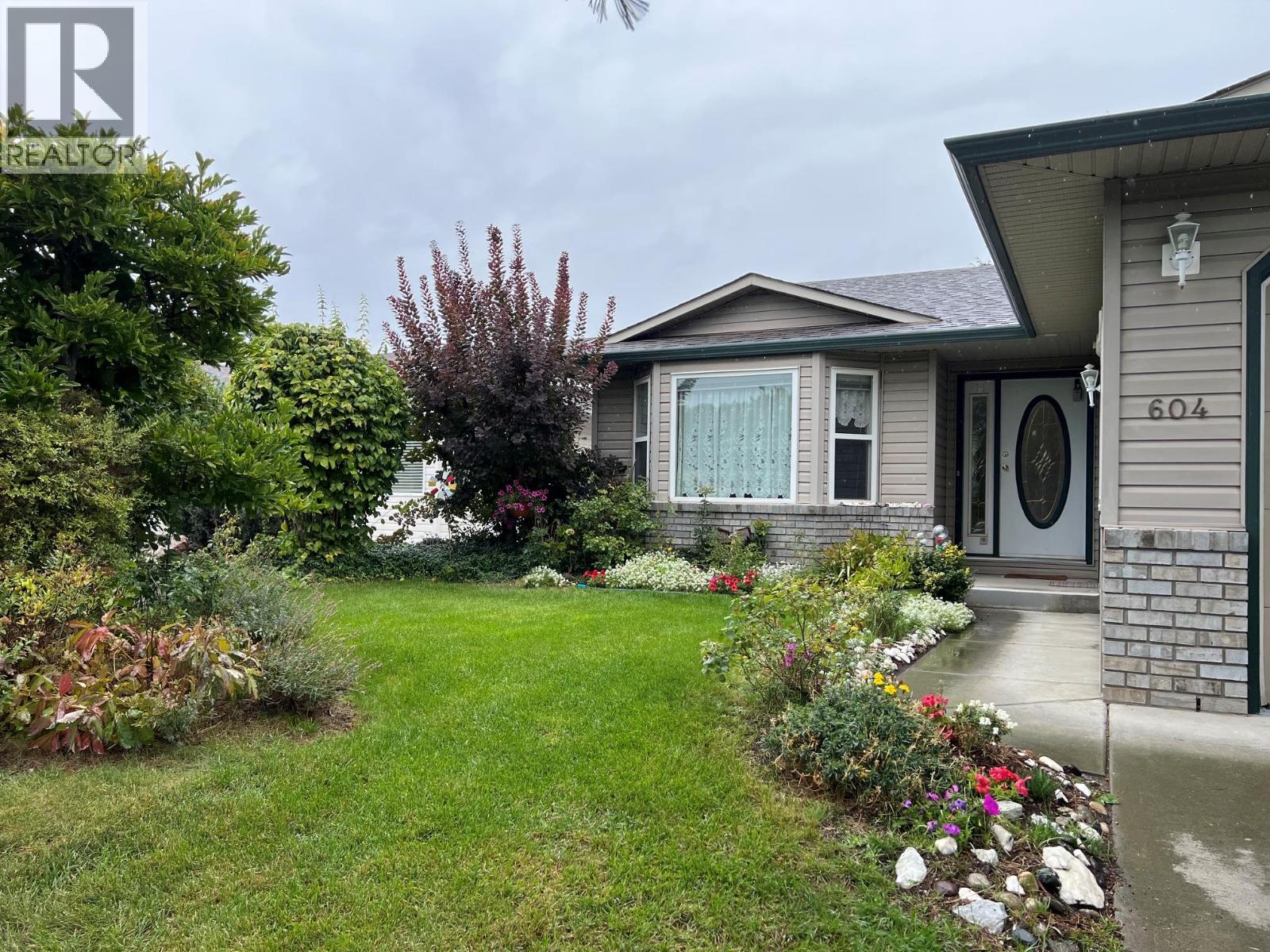 604 6th Avenue, Vernon, British Columbia  V1H 1Z1 - Photo 24 - 10401622