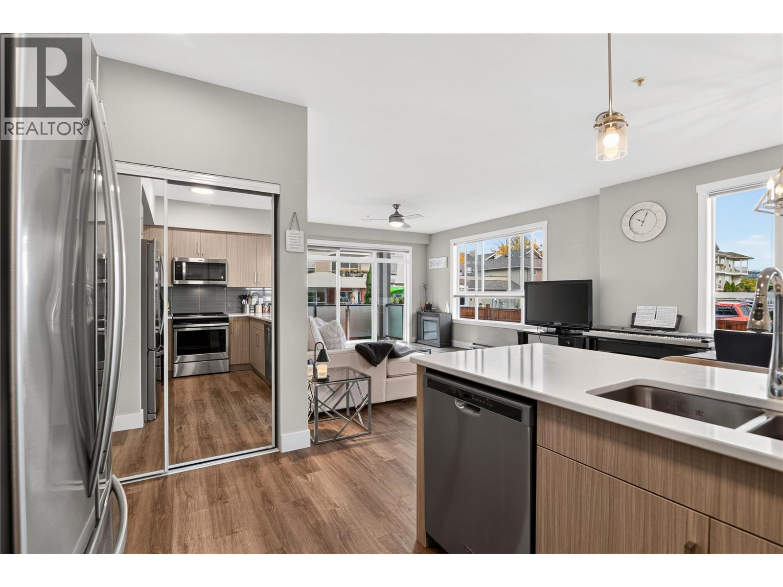 3090 Burtch Road Unit# 103, Kelowna, British Columbia  V1W 5G9 - Photo 8 - 10402356