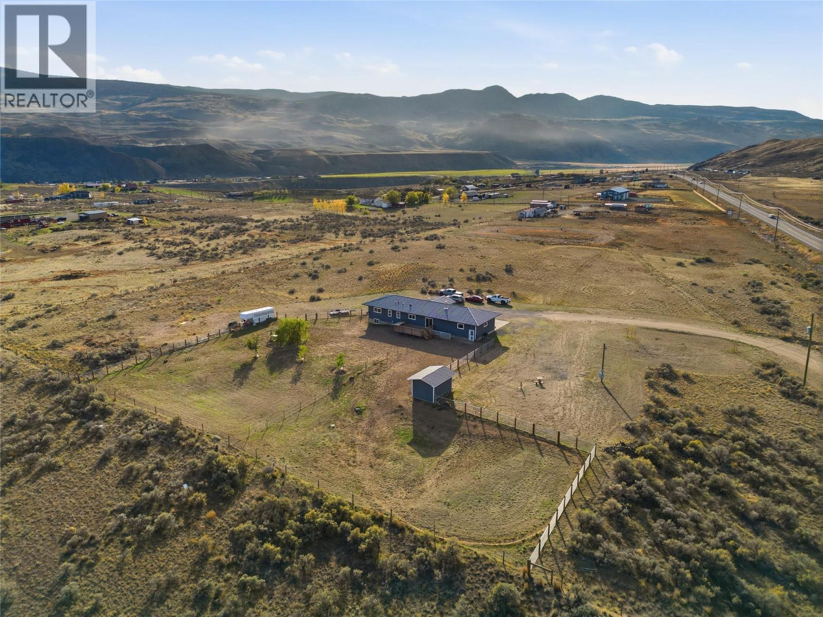 6536 Ashcroft Road, Cache Creek, British Columbia  V0K 2J0 - Photo 5 - 10402820