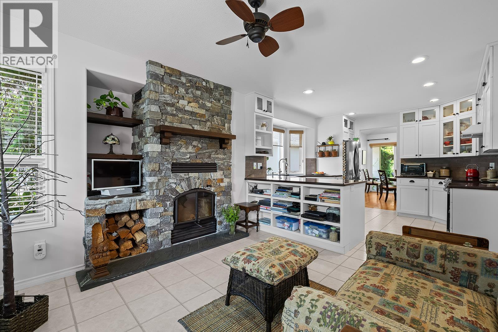 3889 Gallaghers Grange, Kelowna, British Columbia  V1W 3Z9 - Photo 6 - 10402469