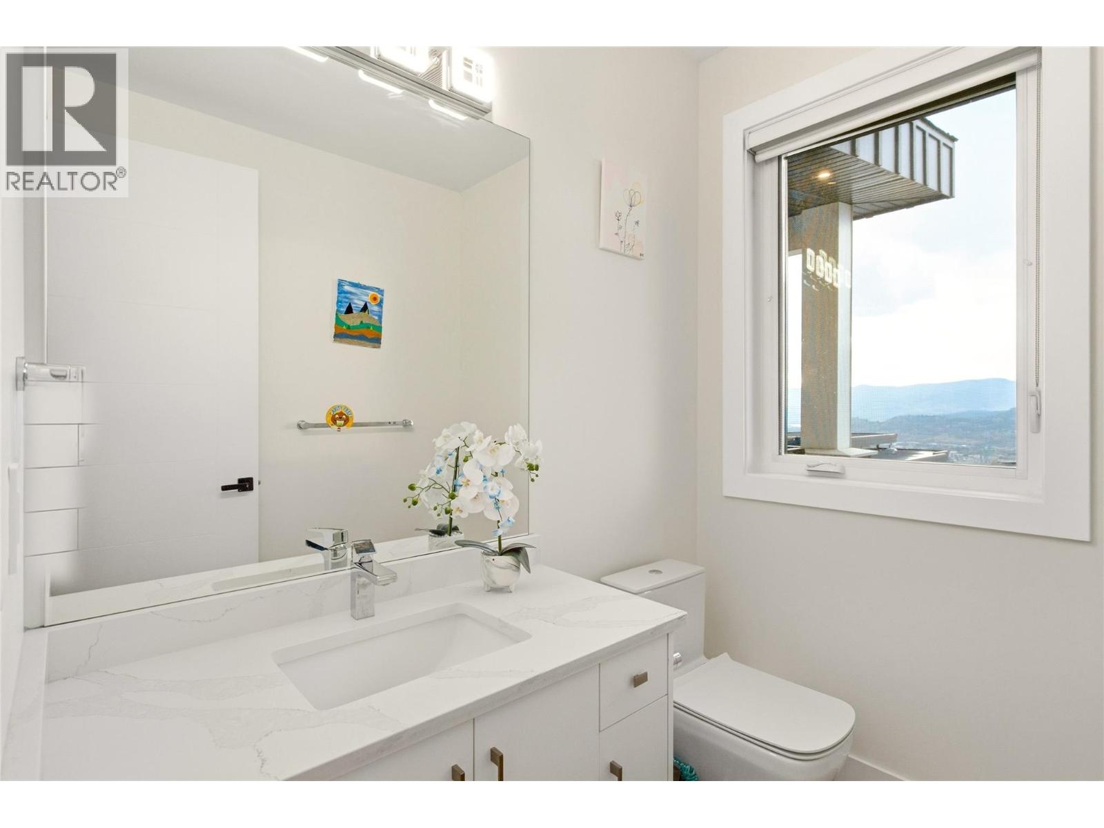 647 Deans Drive, Kelowna, British Columbia  V1P 1A1 - Photo 30 - 10402400