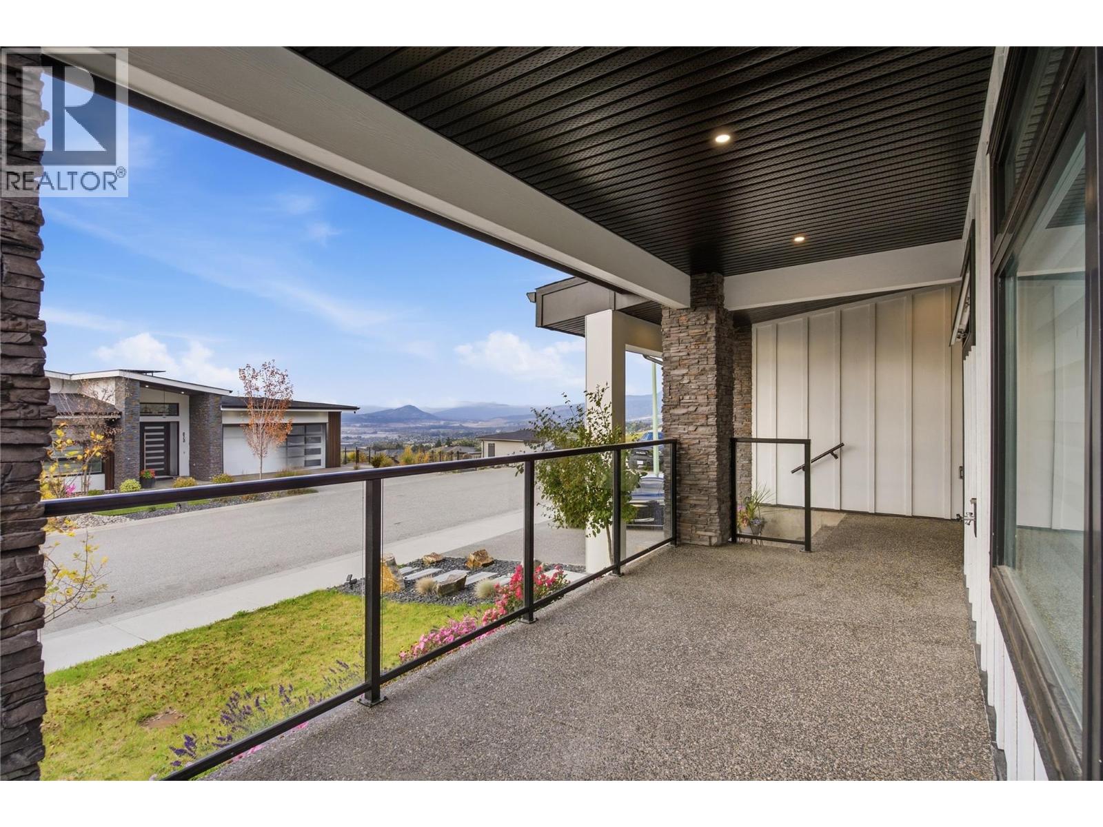 647 Deans Drive, Kelowna, British Columbia  V1P 1A1 - Photo 48 - 10402400