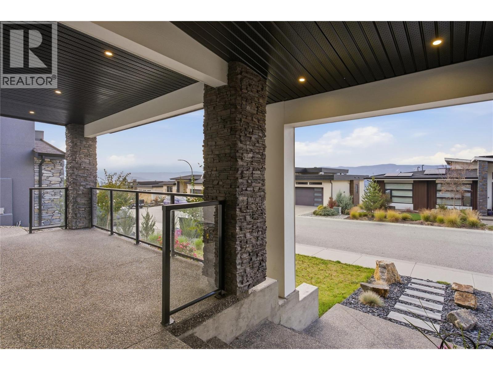 647 Deans Drive, Kelowna, British Columbia  V1P 1A1 - Photo 49 - 10402400