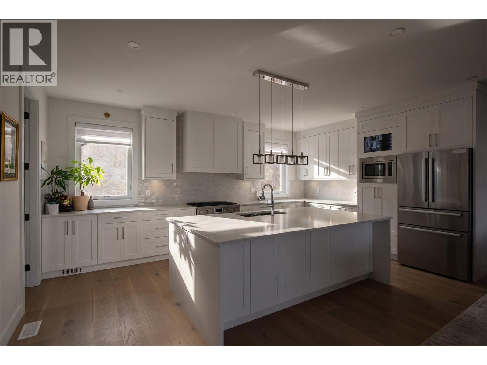 647 Deans Drive, Kelowna, British Columbia  V1P 1A1 - Photo 53 - 10402400