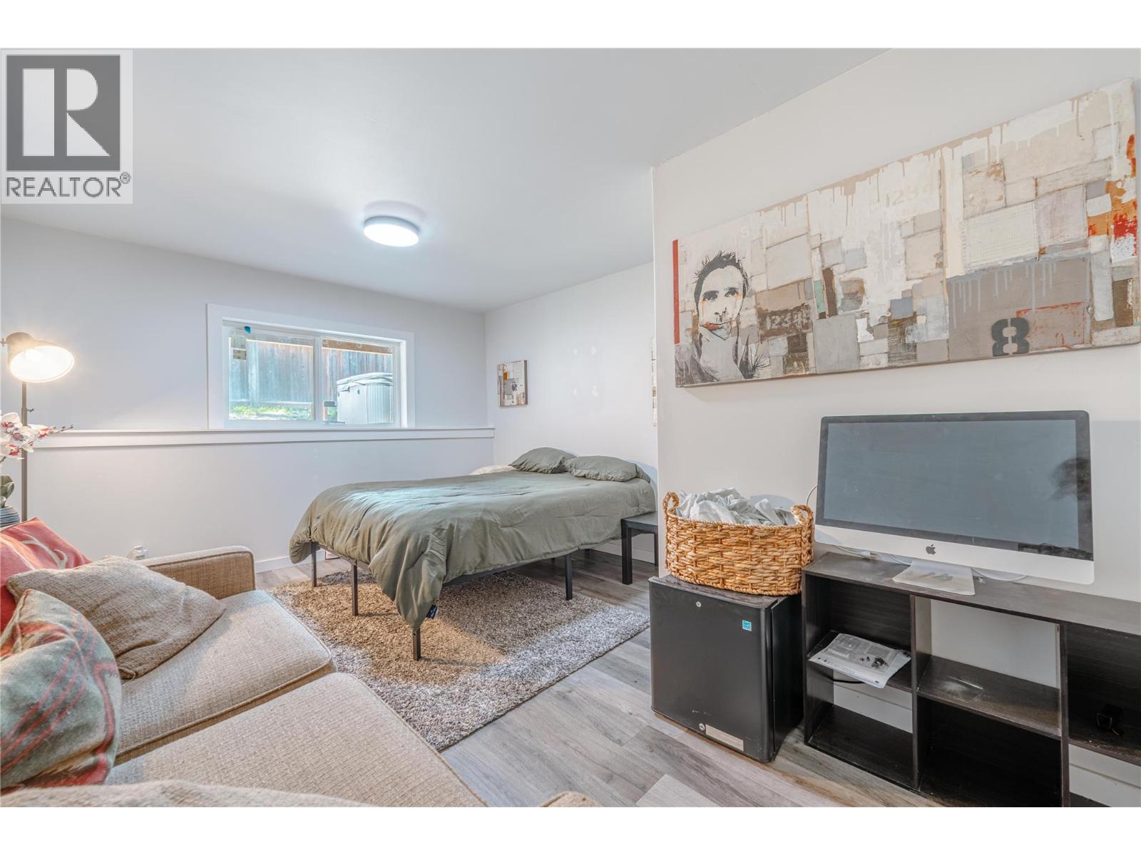 703 Center Street, Revelstoke, British Columbia  V0E 2S0 - Photo 39 - 10400450