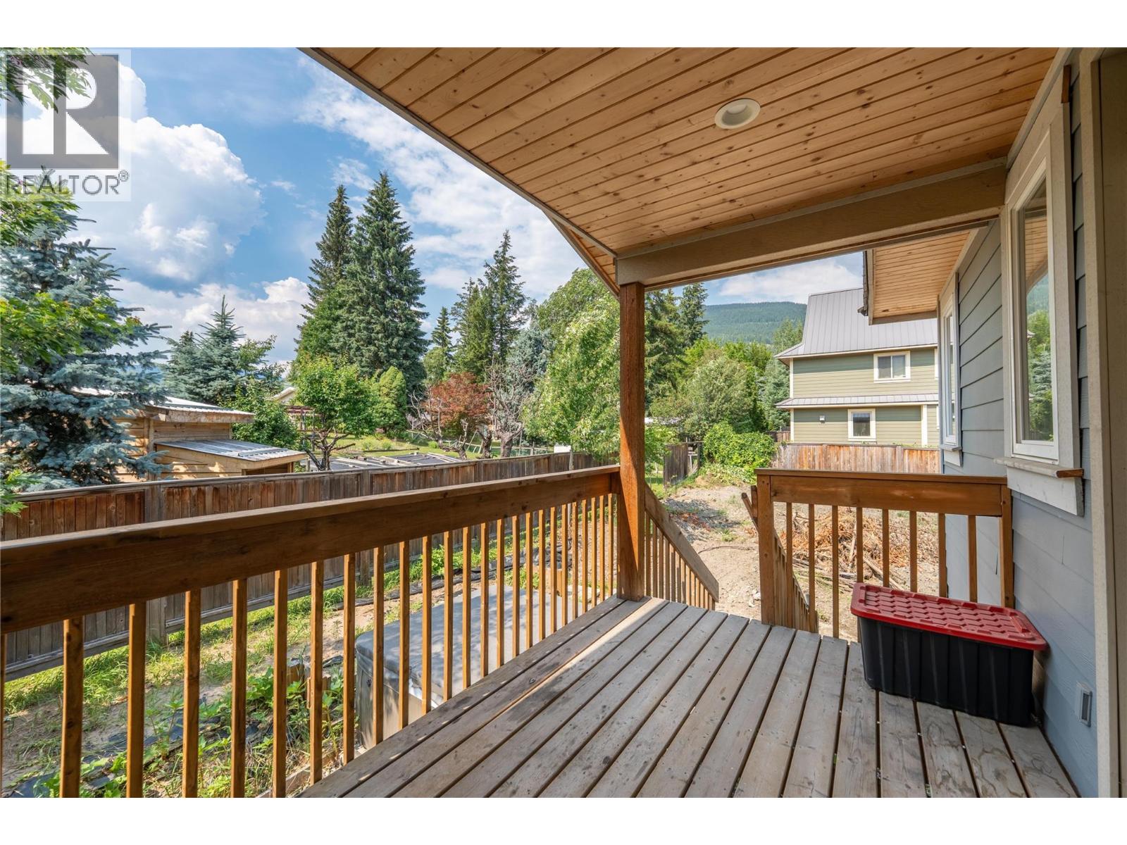 703 Center Street, Revelstoke, British Columbia  V0E 2S0 - Photo 48 - 10400450
