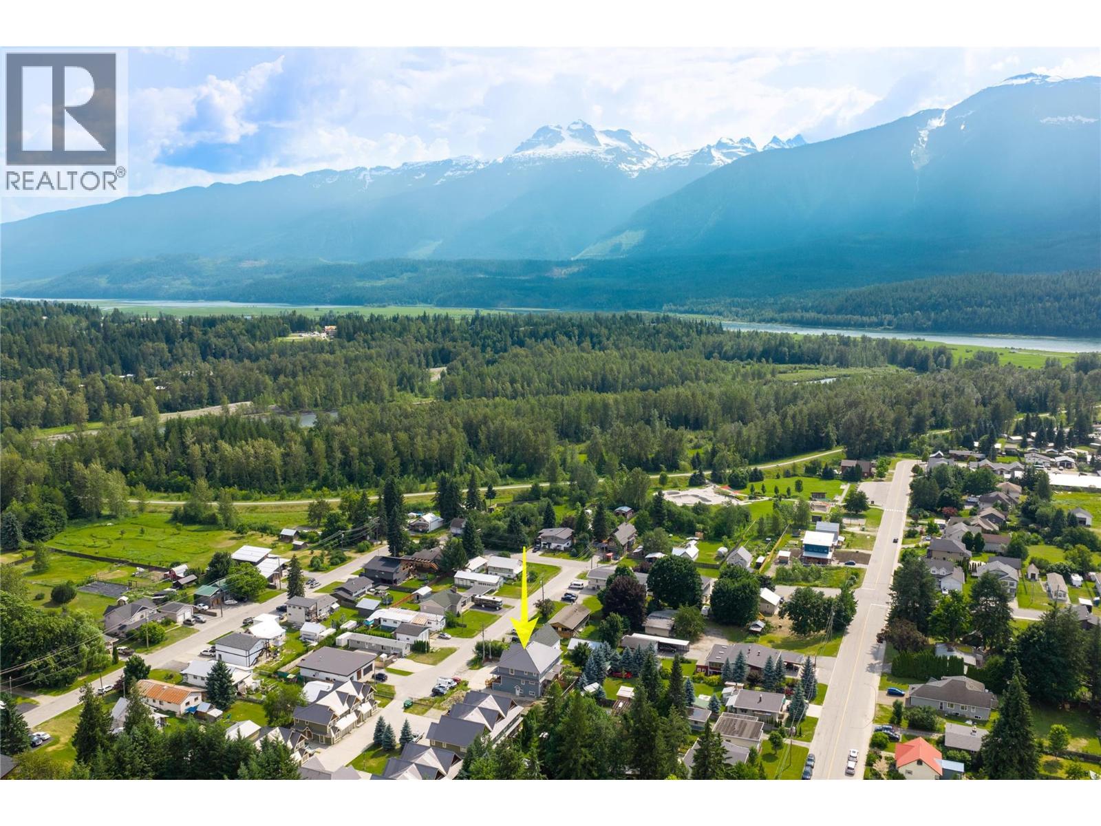703 Center Street, Revelstoke, British Columbia  V0E 2S0 - Photo 49 - 10400450