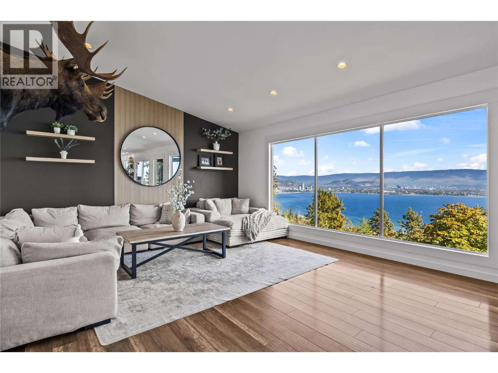 2751 Lakeview Road, West Kelowna, British Columbia  V1Z 1Y5 - Photo 1 - 10402822