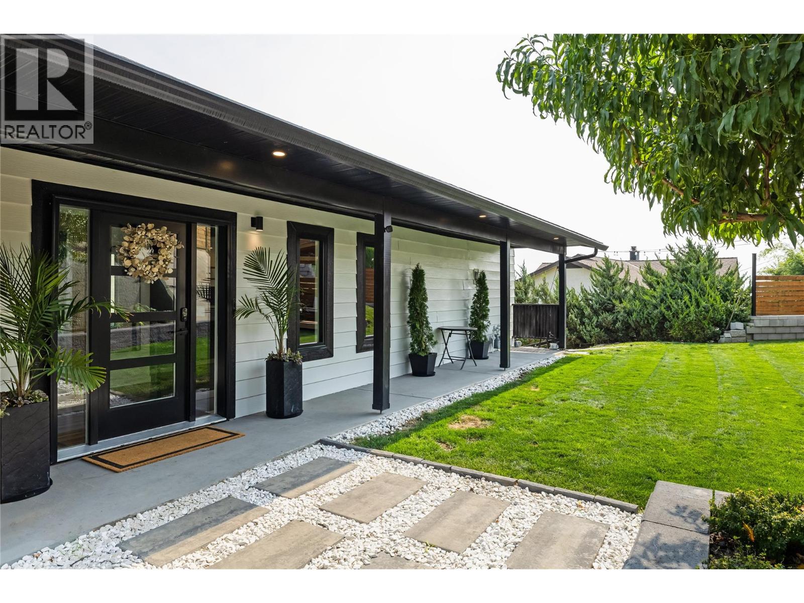 2751 Lakeview Road, West Kelowna, British Columbia  V1Z 1Y5 - Photo 63 - 10402822