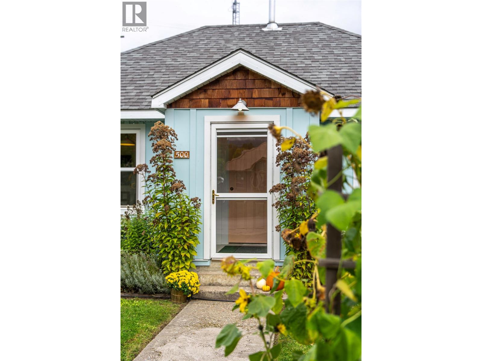 500 Sixth Street E, Revelstoke, British Columbia  V0E 2S0 - Photo 16 - 10402806