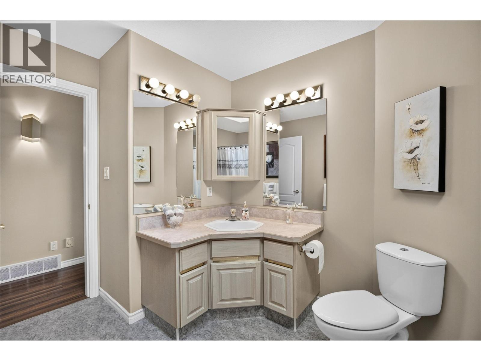 114 Brentview Court, Penticton, British Columbia  V2A 8H2 - Photo 23 - 10402853