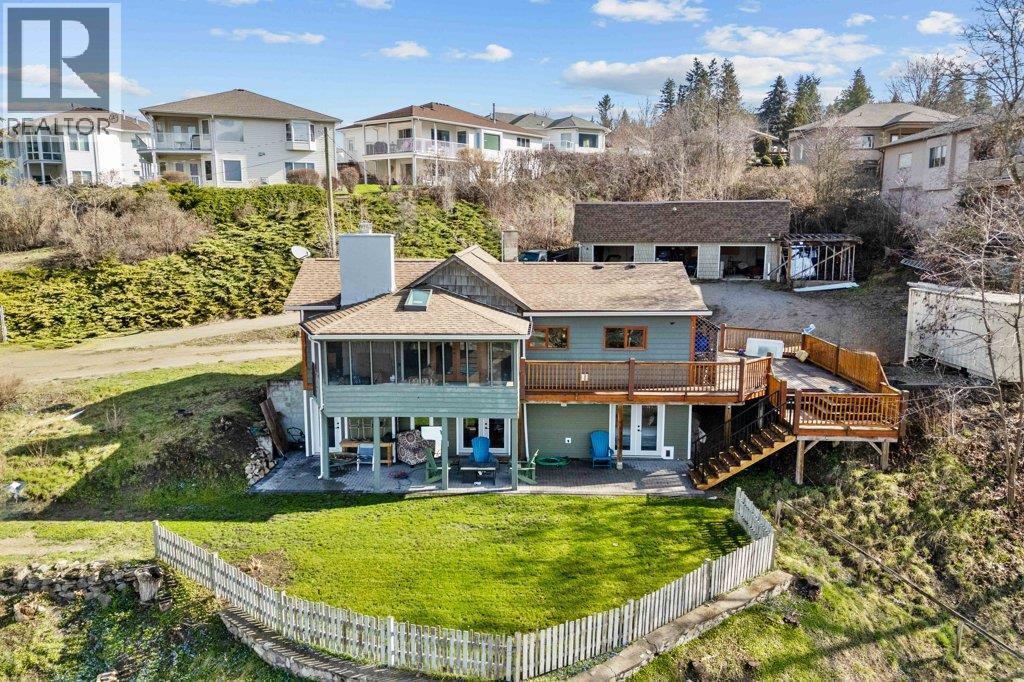 1321 10th Avenue, Salmon Arm, British Columbia  V1E 2V6 - Photo 10 - 10402802