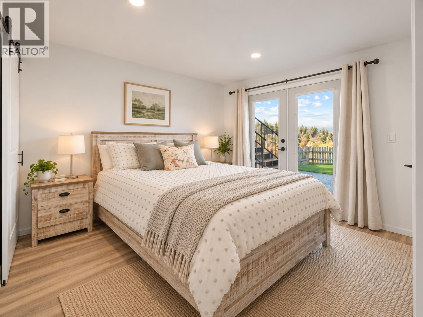 1321 10th Avenue, Salmon Arm, British Columbia  V1E 2V6 - Photo 43 - 10402802