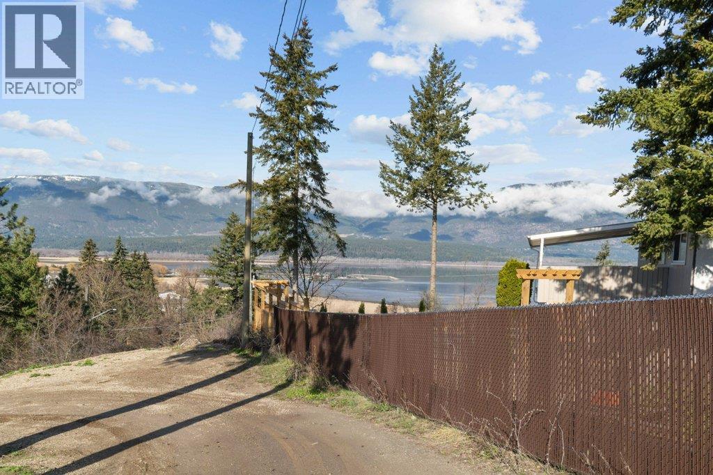 1321 10th Avenue, Salmon Arm, British Columbia  V1E 2V6 - Photo 57 - 10402802