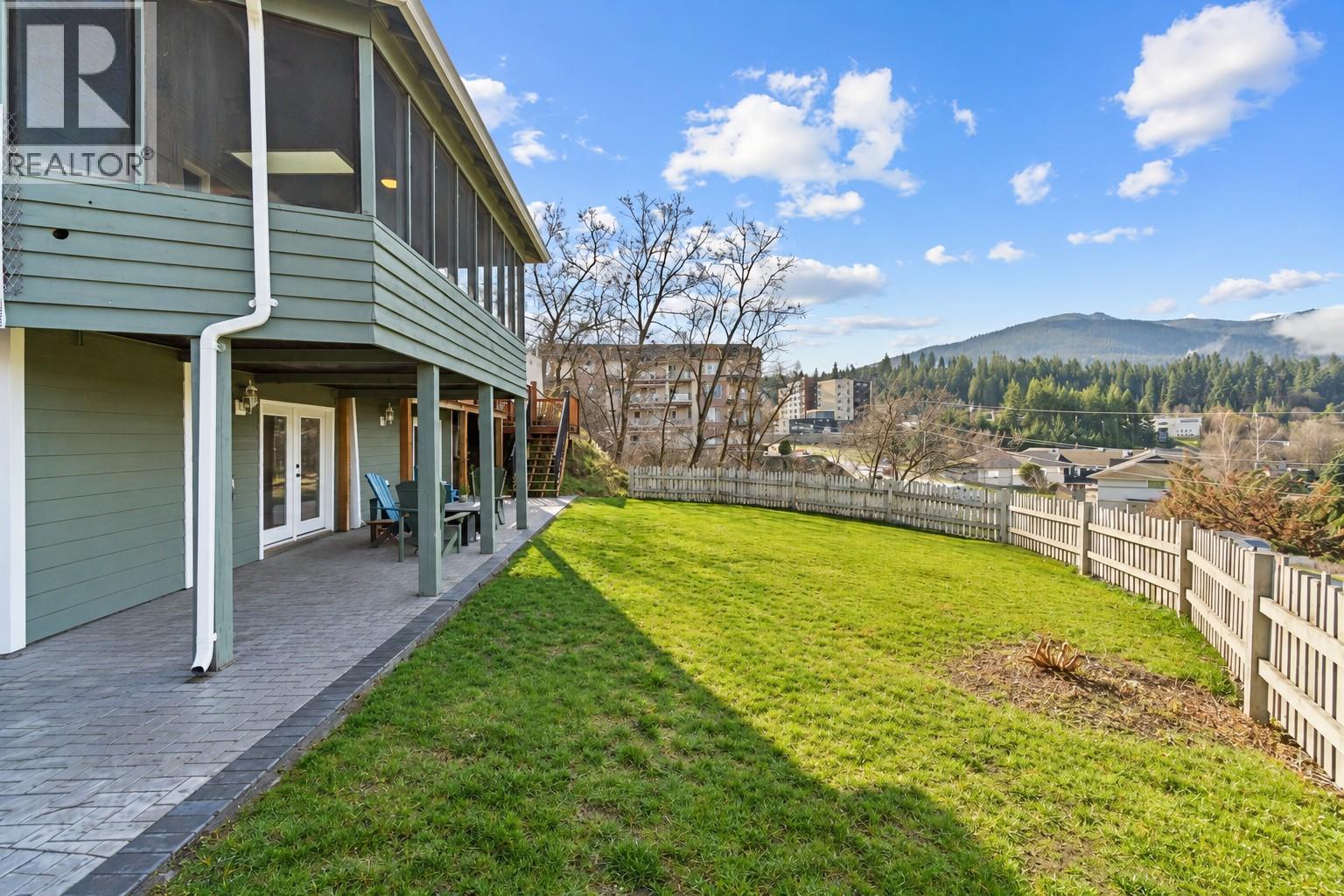 1321 10th Avenue, Salmon Arm, British Columbia  V1E 2V6 - Photo 67 - 10402802