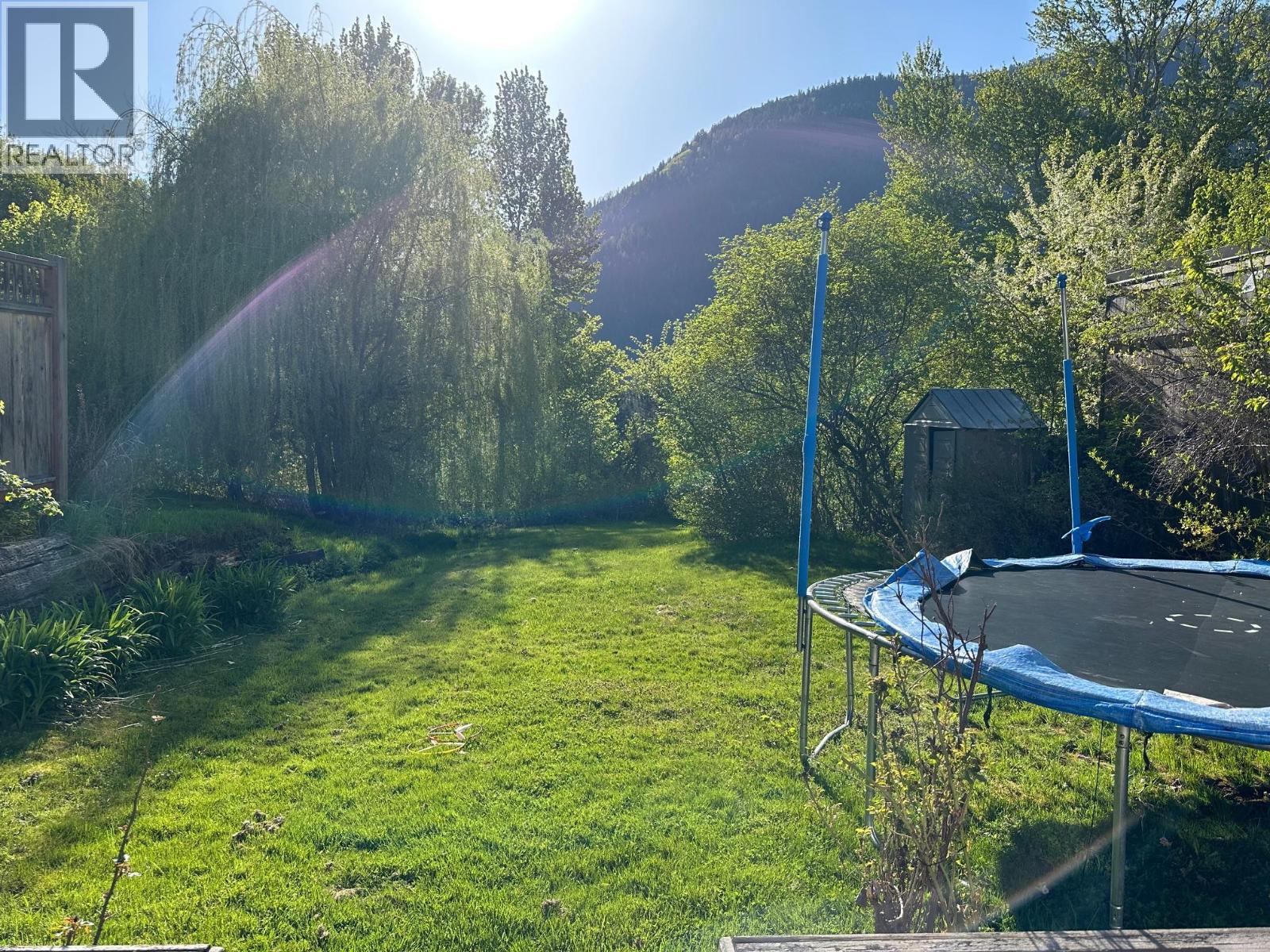 609 Second Street, Nelson, British Columbia  V1L 2L7 - Photo 18 - 10402803