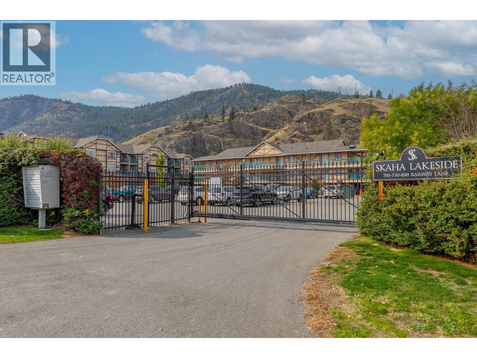 800 Railway Lane Unit# 2, Okanagan Falls, British Columbia  V0H 1R4 - Photo 1 - 10402935