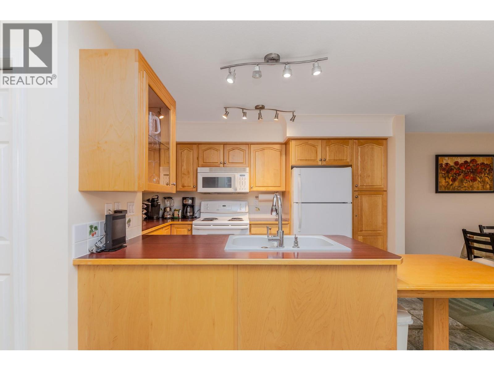 800 Railway Lane Unit# 2, Okanagan Falls, British Columbia  V0H 1R4 - Photo 8 - 10402935