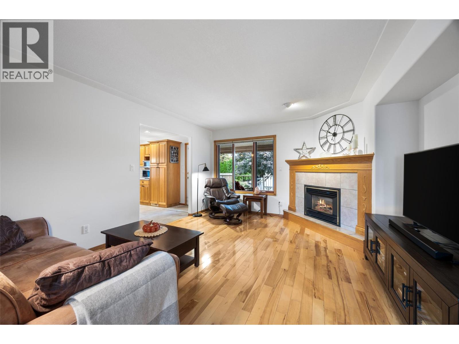 780 Huntington Drive, Kamloops, British Columbia  V2B 6G4 - Photo 4 - 10402764