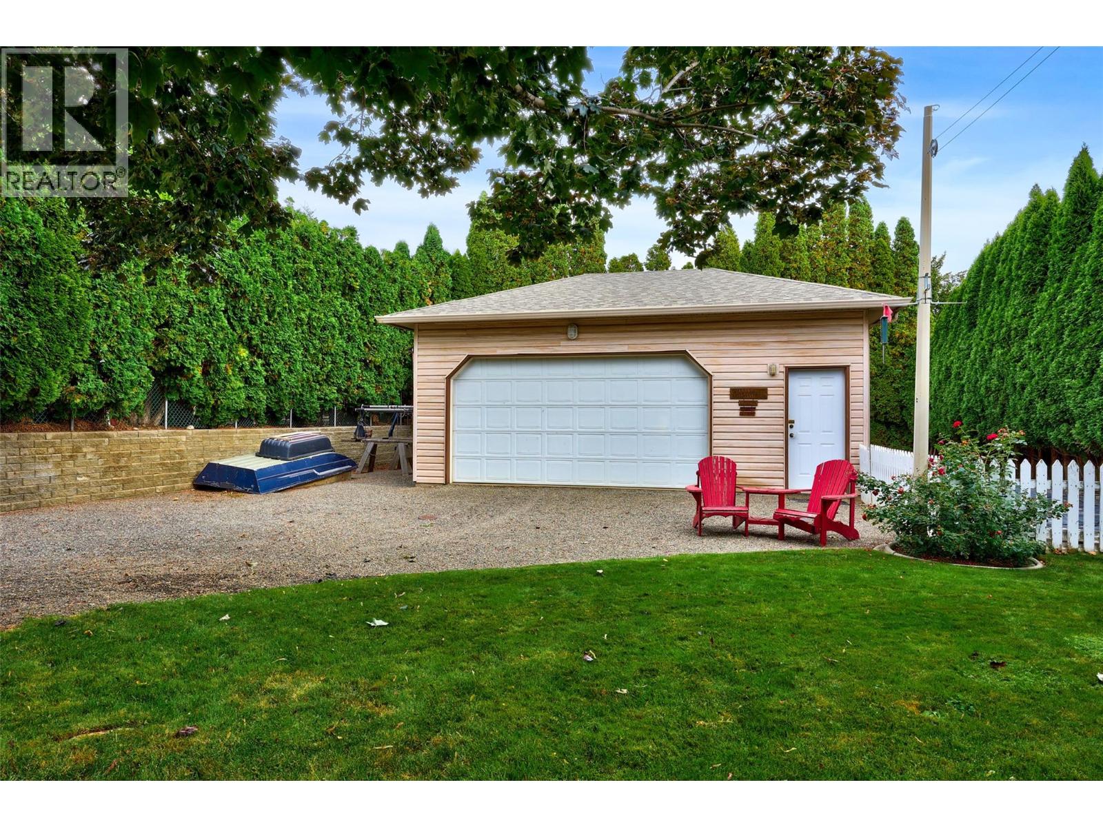 780 Huntington Drive, Kamloops, British Columbia  V2B 6G4 - Photo 44 - 10402764