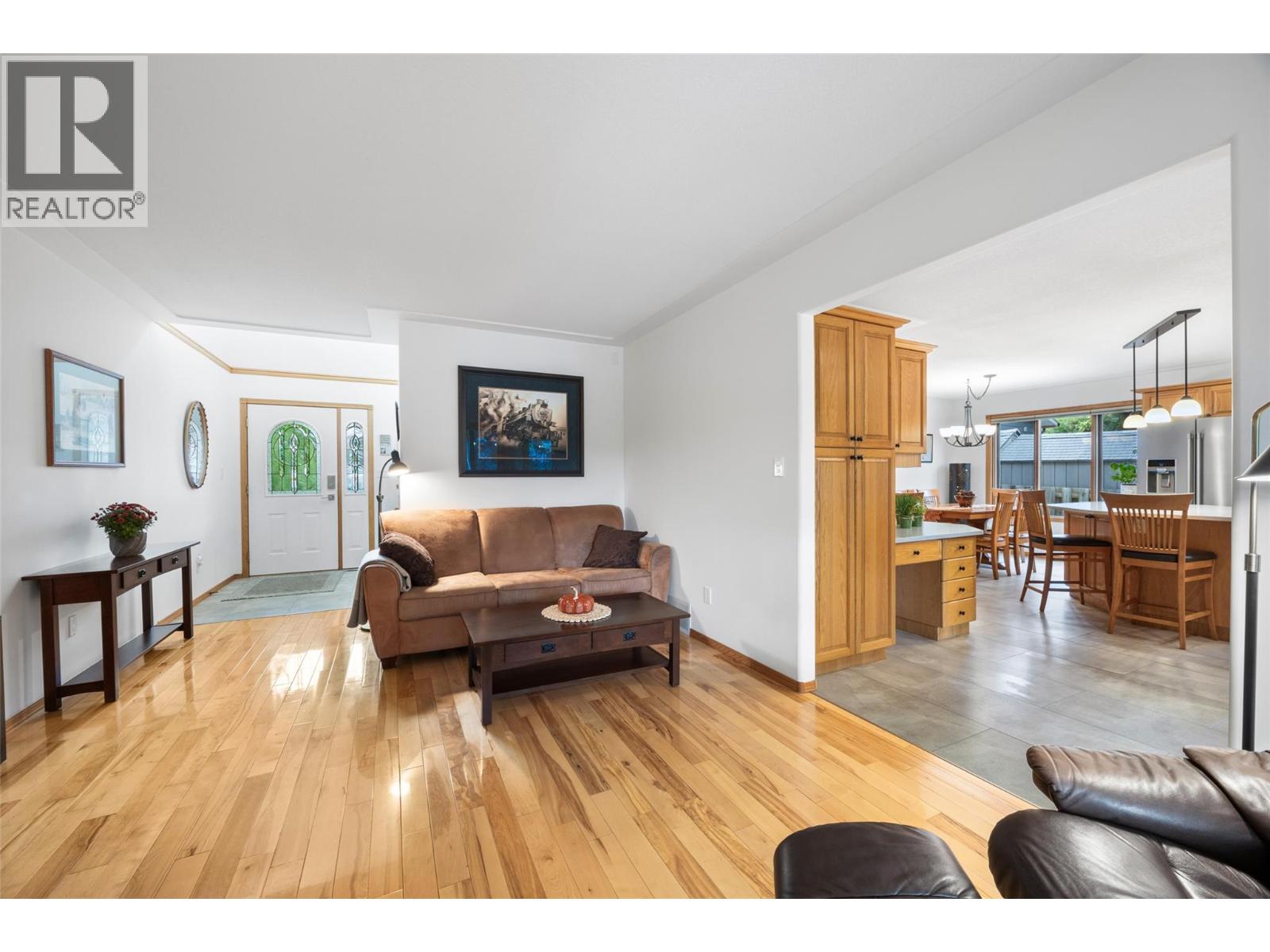 780 Huntington Drive, Kamloops, British Columbia  V2B 6G4 - Photo 5 - 10402764