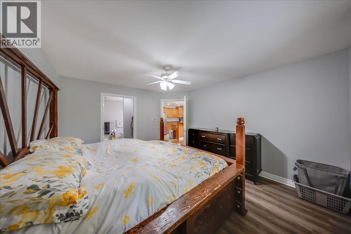 114 Mountain Side Drive, Fruitvale, British Columbia  V0G 1L0 - Photo 13 - 10402592