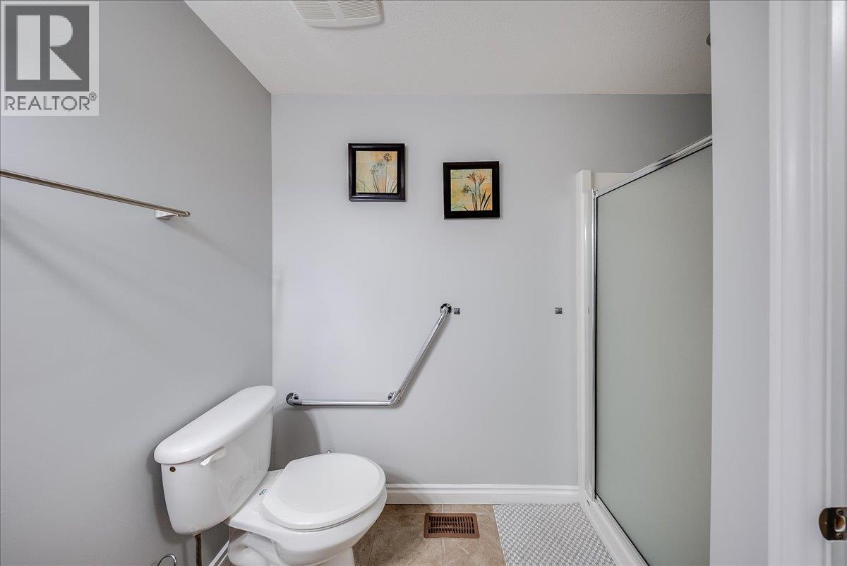 114 Mountain Side Drive, Fruitvale, British Columbia  V0G 1L0 - Photo 21 - 10402592