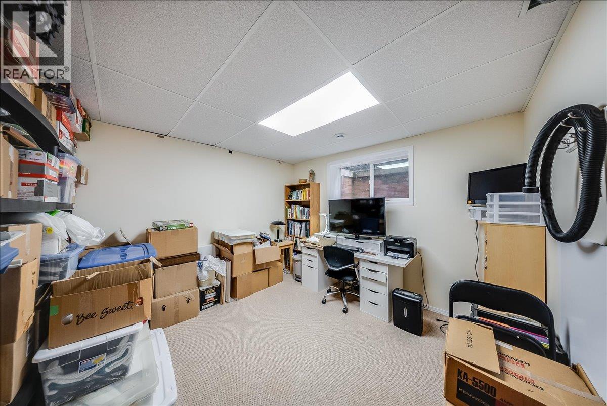 114 Mountain Side Drive, Fruitvale, British Columbia  V0G 1L0 - Photo 24 - 10402592
