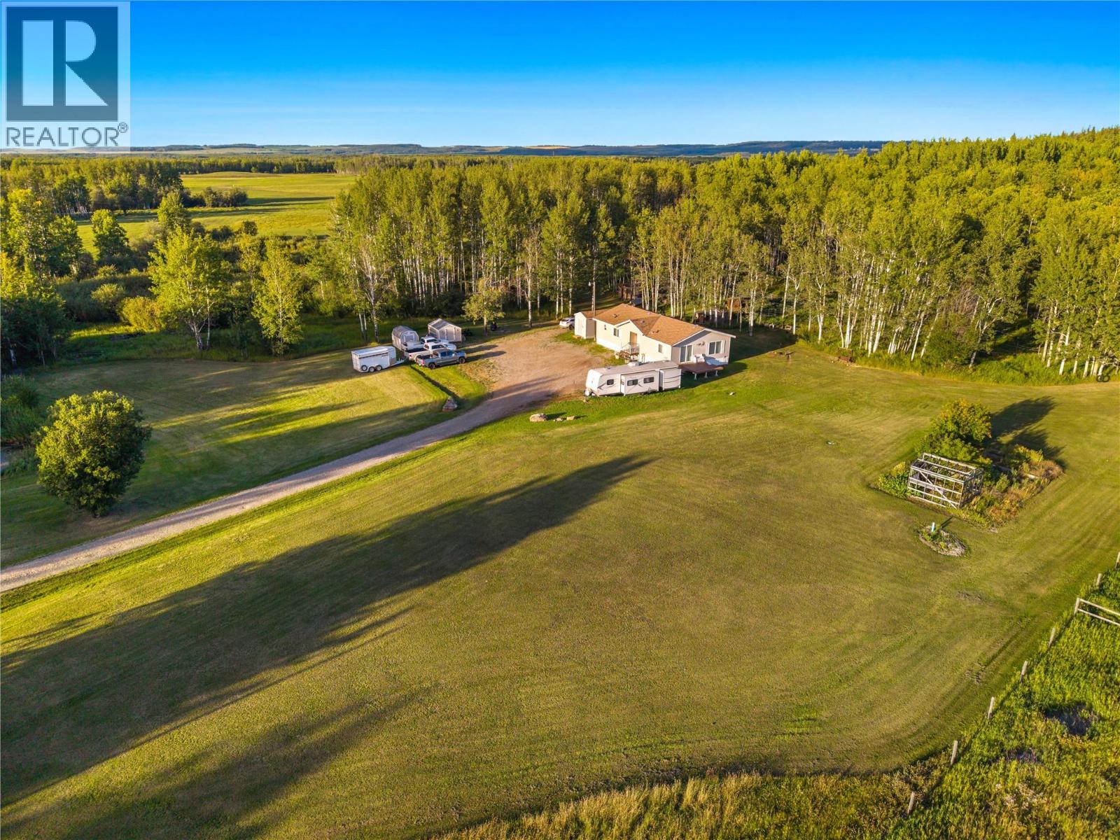 9666 251 Road, Dawson Creek, British Columbia  V1G 0J2 - Photo 5 - 10402947