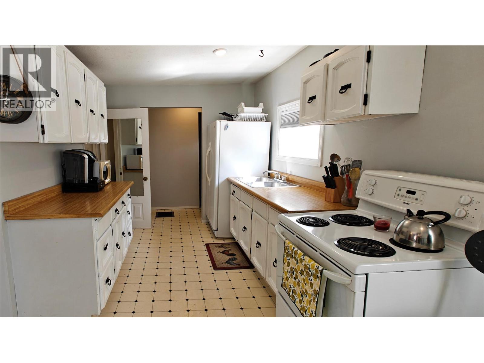 521 Turner Street, Warfield, British Columbia  V1R 2P6 - Photo 13 - 10402730
